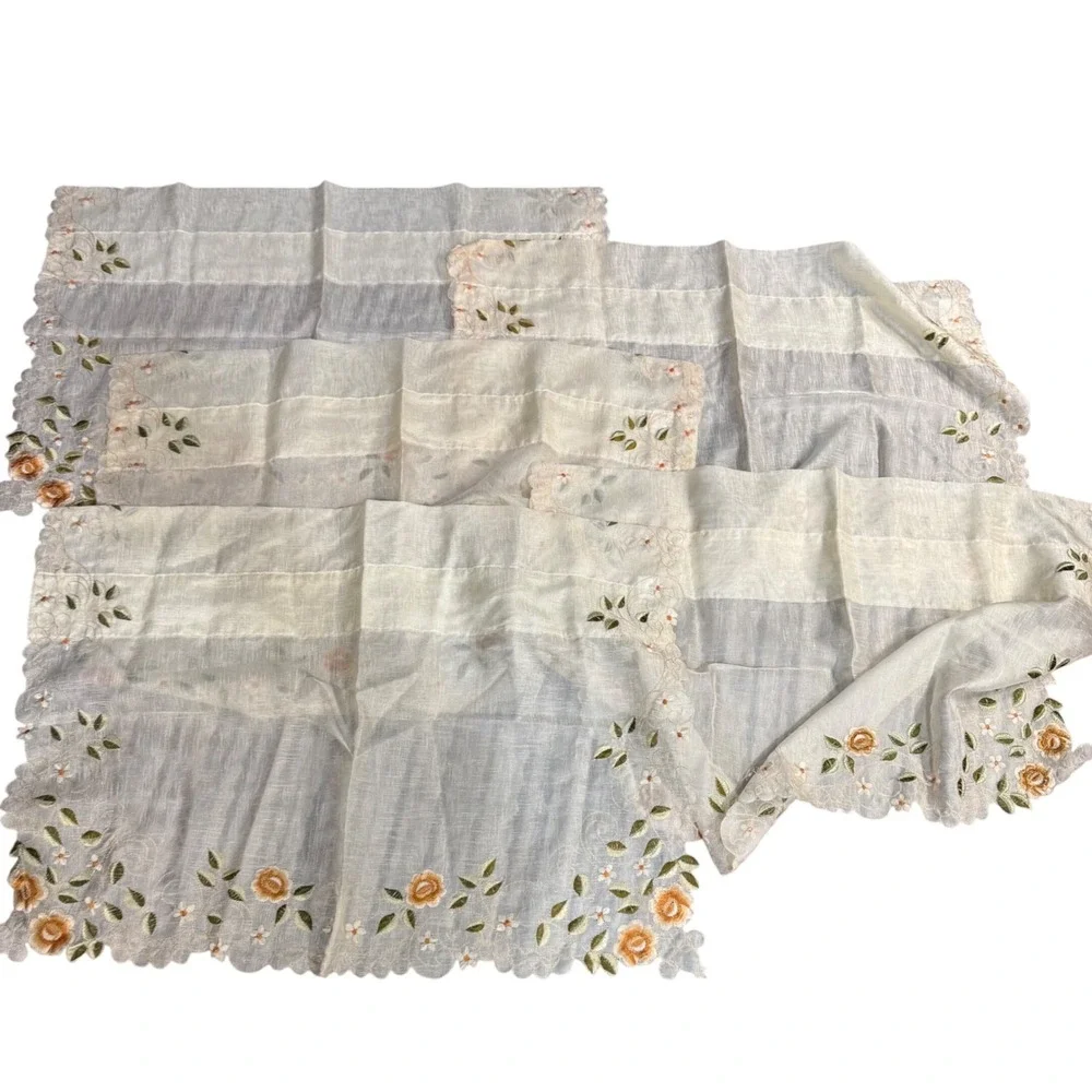 Vintage Style Floral Embroidered Scalloped Edge Table Linens Cream Set of 8